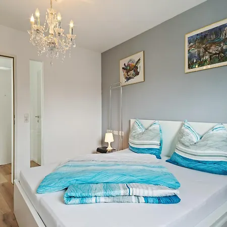 Apartman Near Bergisel Jump, Cleaning Included *