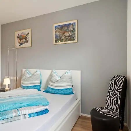 Near Bergisel Jump, Cleaning Included Apartment *